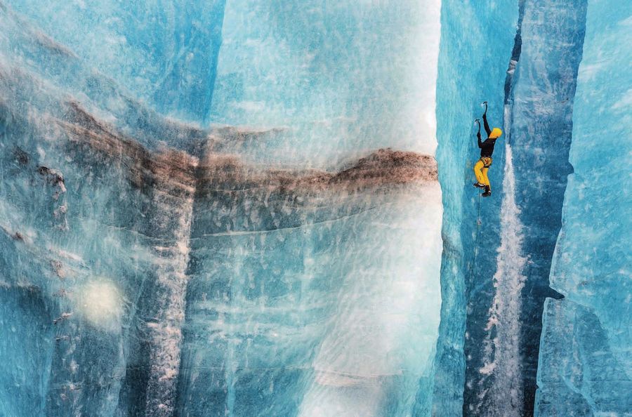 La escalada en hielo exige buena movilidad de tobillo, alta rigidez, protección térmica; además, las nuevas rutas de dificultad demandan una gran ligereza. Cortesía The North Face